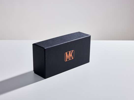 Rheinpack - Vollkarton Verpackungen - Verkaufsverpackungen - Promotionsverpackungen - Süsswarenverpackungen - Geschenkverpackungen - Wellkarton Verpackungen - Graukarton Verpackungen - Stulpdeckelschachel - Klappdeckelschachteln - Archivschachteln - Lagerschachteln - Faltschachteln - Gitterfachstege - Kantenschoner - Rillbox - Ritzbox - Überzogene Verpackungen - RheinDesign - Rohkartonage - Geschenkverpackungen B2B - CAD Verpackungsentwicklung - Beratung Kartonverpackung - Konzeption Kartonverpackung - Produktion Kartonverpackung - Prägedruck Kartonverpackung - Papira® - Papira® Hohlwand Verpackungen - Papira® Schieber Verpackungen - Papira® Eclipse - Papira® Mini Selection - Beutel Verpackung - Schokotafel Verpackung - Papira® LOVE - Rheinpack GmbH: Ihr Partner für Verpackungen aus Karton - von der Konzeption bis zur Realisierung! Rheinpack - Solid cardboard packaging - Sales packaging - Promotional packaging - Confectionery packaging - Gift packaging - Corrugated cardboard packaging - Grey cardboard packaging - Hinged lid boxes - Folding cartons - Archive boxes - Storage boxes - Folding boxes - Grid partition inserts - Edge protectors - Crease box - Score box - Coated packaging - RheinDesign - Raw cardboard packaging - B2B gift packaging - CAD packaging development - Cardboard packaging consultation - Cardboard packaging concept - Cardboard packaging production - Embossed printing cardboard packaging - Papira® - Papira® Hollow wall packaging - Papira® Slider packaging - Papira® Eclipse - Papira® Mini Selection - Bag packaging - Chocolate bar packaging - Papira® LOVE - Rheinpack GmbH: Your partner for cardboard packaging - from concept to realization!