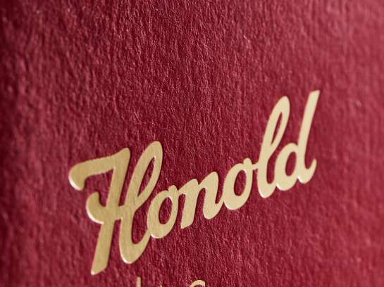 Rheinpack - Vollkarton Verpackungen - Verkaufsverpackungen - Promotionsverpackungen - Süsswarenverpackungen - Geschenkverpackungen - Wellkarton Verpackungen - Graukarton Verpackungen - Stulpdeckelschachel - Klappdeckelschachteln - Archivschachteln - Lagerschachteln - Faltschachteln - Gitterfachstege - Kantenschoner - Rillbox - Ritzbox - Überzogene Verpackungen - RheinDesign - Rohkartonage - Geschenkverpackungen B2B - CAD Verpackungsentwicklung - Beratung Kartonverpackung - Konzeption Kartonverpackung - Produktion Kartonverpackung - Prägedruck Kartonverpackung - Papira® - Papira® Hohlwand Verpackungen - Papira® Schieber Verpackungen - Papira® Eclipse - Papira® Mini Selection - Beutel Verpackung - Schokotafel Verpackung - Papira® LOVE - Rheinpack GmbH: Ihr Partner für Verpackungen aus Karton - von der Konzeption bis zur Realisierung! Rheinpack - Solid cardboard packaging - Sales packaging - Promotional packaging - Confectionery packaging - Gift packaging - Corrugated cardboard packaging - Grey cardboard packaging - Hinged lid boxes - Folding cartons - Archive boxes - Storage boxes - Folding boxes - Grid partition inserts - Edge protectors - Crease box - Score box - Coated packaging - RheinDesign - Raw cardboard packaging - B2B gift packaging - CAD packaging development - Cardboard packaging consultation - Cardboard packaging concept - Cardboard packaging production - Embossed printing cardboard packaging - Papira® - Papira® Hollow wall packaging - Papira® Slider packaging - Papira® Eclipse - Papira® Mini Selection - Bag packaging - Chocolate bar packaging - Papira® LOVE - Rheinpack GmbH: Your partner for cardboard packaging - from concept to realization!